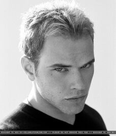 Kellan Lutz 72