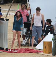 More-Breaking-Dawn-filming-robert-pattinson-and-kristen-stewart-17010637-2284-2300