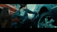 Edward-stops-car.jpg (172 kio)
