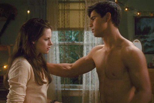 taylor lautner body breaking dawn