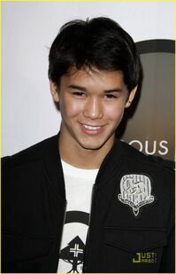 BooBooStewart008