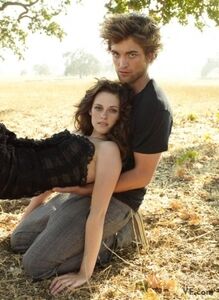 Vanity-Fair-Twilight-kristen-stewart-2805840-292-400