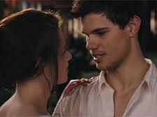 jacob black and renesmee cullen kissing