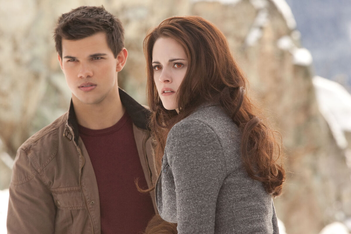 the twilight saga breaking dawn part 1 bella and edward