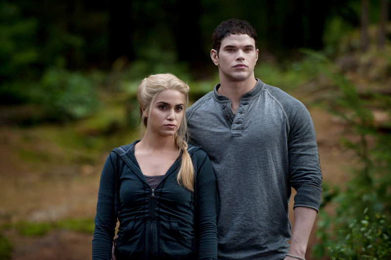 Emmett Cullen and Rosalie Hale | Twilight Saga Wiki | Fandom