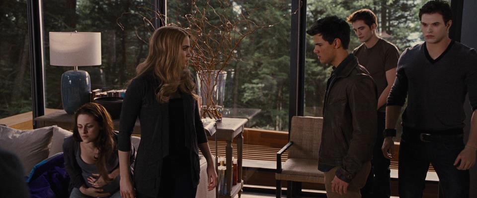 breaking dawn part 2 rosalie and emmett