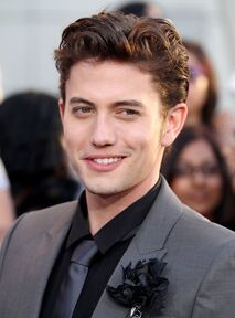 Jackson-Rathbone-Eclipse-Premiere-PHOTOS