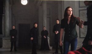 Bella surrounded by the Volturi.