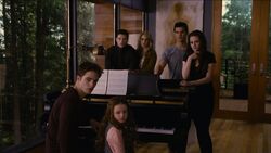Renesmee Cullen Twilight Saga Wiki Fandom