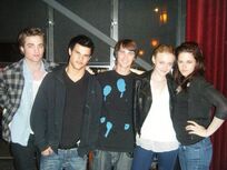 Cameron Bright with Dakota Fanning, Robert Pattinson, Kristen Stewart, and Taylor Lautner