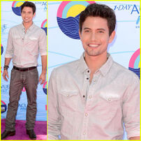 Jackson-rathbone-tca-show