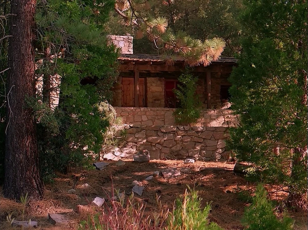 Jacques Renault's cabin | Twin Peaks Wiki | Fandom