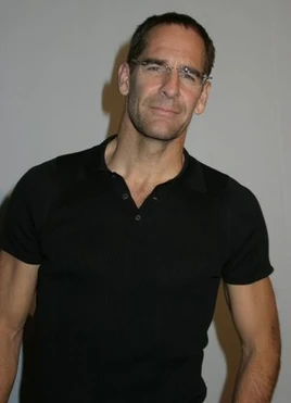 Scott Bakula