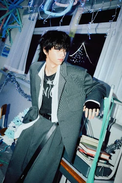 TWS Last Bell シニュ　hellolive TWS Last Bell シニュ hellolive TWS - TWS 1st Single 'Last Bell