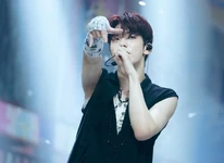 "LO$ER=LO♡ER" (#6) (Inkigayo) (August 22, 2021)