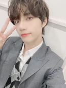 [2020.11.06] #3 모아~~~ 오늘 저희 무대는 어땠나요!!? 오늘도 우리 모아 분들이 1위 후보에 오를 수 있게 해줘서 너무 고마웠어요ㅠㅠㅠ 항상 고맙고 사랑해요 모아🥰 🐻