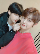 [2019.02.21] #1 안녕하세요 #연준 #YEONJUN 입니다! 너무 늦게 왔죠ㅠㅠ 오늘은 드디어 귀여운 우리 막내 #휴닝카이 #HUENINGKAI 랑 찍었어요! 귀엽죠?ㅎㅎ 자주 올게요❤️