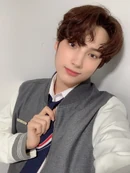 [2020.09.06] #1 오늘 일요일 꿀잠자고 내일 월요일 파이팅!!!!ㅠ0ㅠ (자켓입은 옷도 찍었어야했는데 ㅠㅠ 급해서 못 찍었네요...) +600일 축해줘서 고마워용 모아분들♡ #휴닝카이 #HUENINGKAI