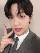 [2020.03.04] #4 수빈입니다! 벌써 시간이 이렇게나 지났네요 정신없고 힘들었던 일 년 사이에 멤버들과 모아 여러분들의 도움과 사랑이 있었기에 불평불만 없이 하루하루를 즐겁게 보낸 것 같아요 앞으로도 잘 부탁드려요 항상 감사합니다 #TOMORROW_X_TOGETHER #수빈 #SOOBIN