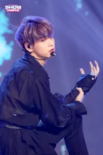 Soobin Show Champion May 27, 2020 9.jpg (295 KB) "Can't You See Me?" (#9) (Show Champion) (May 27, 2020)