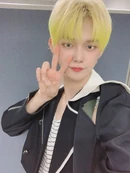 [2020.05.24] #4 오늘 인기가요 무대 재미있게 보셨나요~?세트장 불 나오는 것도 멋있고 의상도 너무 예뻐서 즐겁게 녹화할 수 있었어요!모아 분들만 있었더라면...그래도 잘 보셨다면 전 그걸로 만족해요❤️ #연준 #YEONJUN