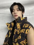 [2022.12.25] #3 어제 가요대전 재미있게 봤나요 모아 올해 마지막 시상식이라 더 좋은 모습 보여주고 싶었는데 모아들이 좋아해줘서 천만다행~ 사랑해요 오늘 좋은 하루!