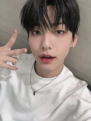 [2020.11.13] #1 MC 수빈입니다! 헤헹 오늘 태현이와 특별 인터뷰가 있다고 스포가 너무 하고 싶어서 근질거렸어요 ㅜㅜ 또 머리를 어둡게 덮고 나서부터 모아 여러분들께 보여줄 생각에 오늘만 기다렸습니다 ㅎㅎ #TOMORROW_X_TOGETHER #TXT_수빈 #TXT_SOOBIN