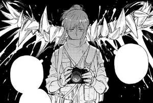 Elza as a reporter