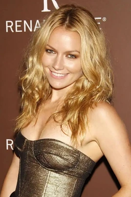 Becki Newton1
