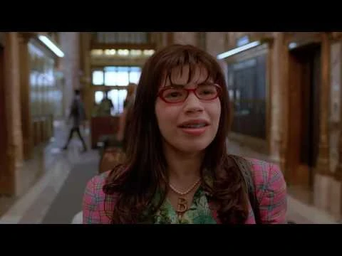 Ugly_Betty_-_Opening_Scene