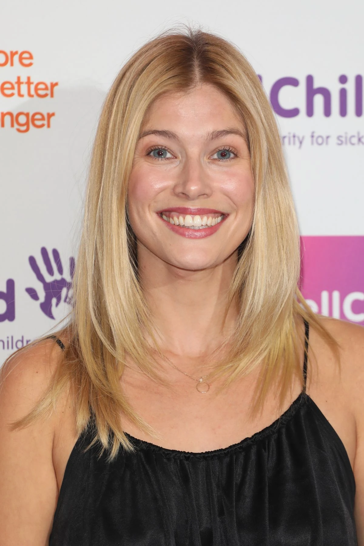 mika-grainger-uk-soap-world-wiki-fandom