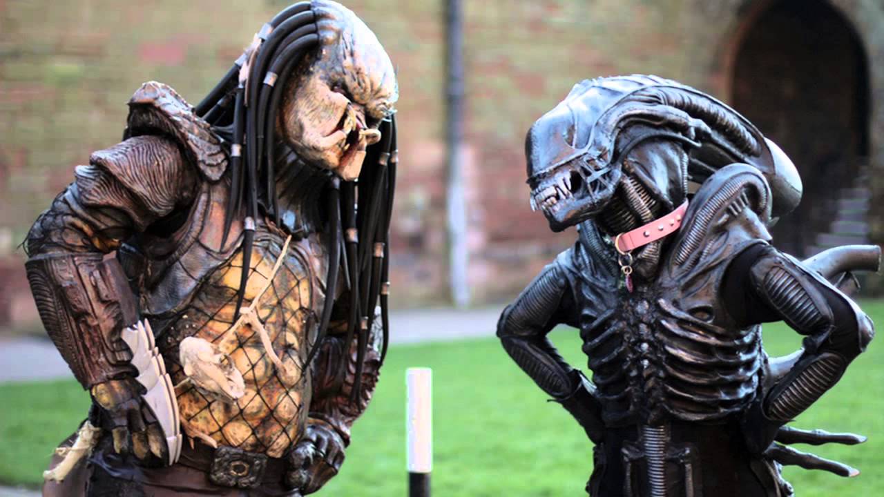 Alien vs. Predator: Horror Movie or Enemies-to-Lovers Romance? - Frolic