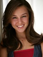 Lexi Ainsworth (24)