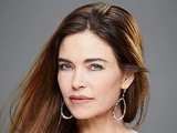 Amelia Heinle