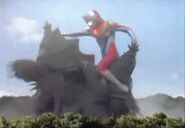 Zombayu vs. Ultraman Dyna Flash Type