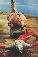 Seven vs Dinosaur Tank.jpg (47 KB) Seven vs Dinosaur Tank