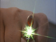 Leo Ring flashes