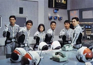 UltraKeibeitaiAll.jpg (54 KB)