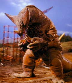 Gomora dalam Ultraman