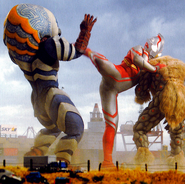 Alien Guts and Alien Nackle vs. Ultraman Mebius