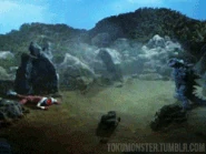 Tumblr nb03z6yp2O1s48ed7o7 250.gif (976 KB) Tyrannodon's unexpected defeat