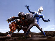 Ultraman Cosmos vs Ragstone Mechalator