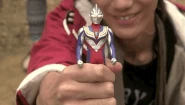 HikaruHenshinTiga.gif (5.82 MB) Hikaru meng-Ultlive Spark Doll Tiga dengan Ginga Spark
