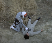 Soga mourns Hirota's death.