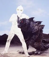 Pahlawan Cahaya lwn Tabra