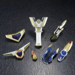 Ultra-Brothers-Transformation-Item-Set-2.jpg