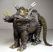 King Pair-Mons.jpg (24 KB) A figure of Pair-Mons King