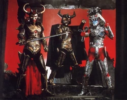 Juda bersama adik beradiknya.