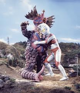 Dreamgillas v Ultraman Ace