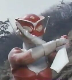 特撮　レッドマン　キャップ　ウルトラマン REDMAN